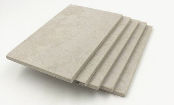 Hoteldesign Hochdichte isolierte Kalziumsilikatplatte für feuerdichte Isolierung