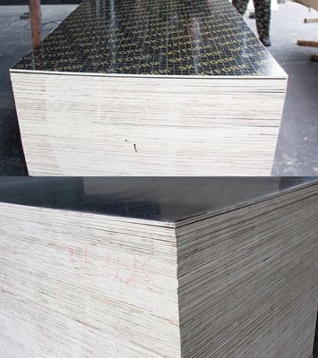 12 mm Filmgekrempeltes Sperrholz für den Bau Veneer Board Oberflächenmaterial Melamin Board