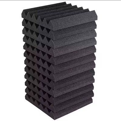 Hersteller Superschalldämmungsmaterial PU-Schaum mit 14-60 kg/m3 Dichte in Schwarz