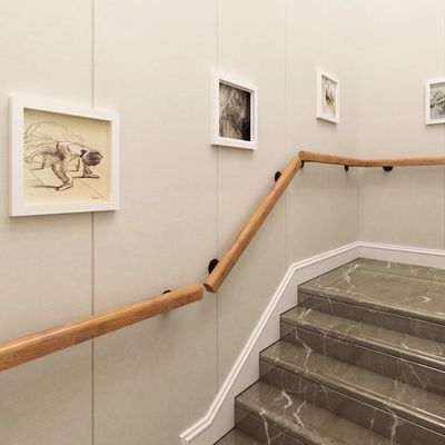 Wandgemonte Holzgeländer für moderne Balustraden in Bürogebäuden