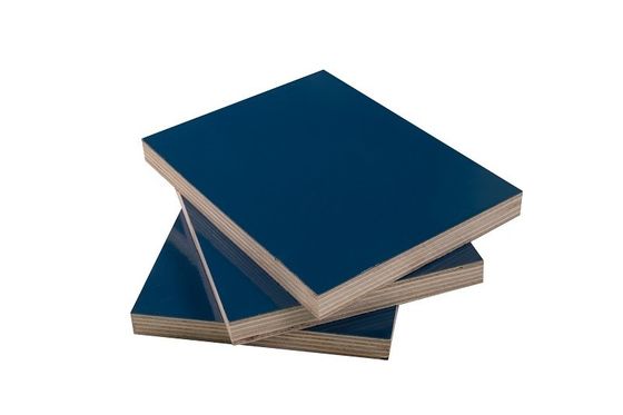 FIRST-CLASS Kunststoff-Laminations-Plywood mit hohen Produktionsstandards und wettbewerbsfähigen