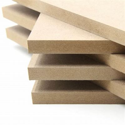 Feuchtigkeitsfeste Niedrigdichte E1 E2 Melamin Mdf-Blatt für Möbelverpackung Bürogebäude