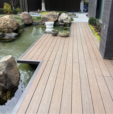 150*25mm WPC-Decking FIRST-CLASS-Grade Hartholz-Verbundfußboden für Außenterrasse