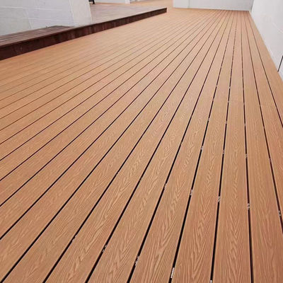 Zeitgenössische WPC-Decking-Fliesen für Schulkrankenhaus-Turnhalle in individueller Größe und Farbe