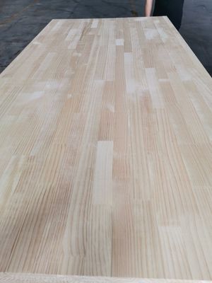 Moderne Design-Stil Kiefernholz Finger Joint Board und wettbewerbsfähig für Innenmöbel
