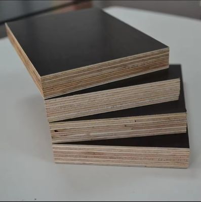 18 mm Marine Sperrholz aus Kiefernmaterial Film gewachsener Sperrholz für den Bau begrenztes Angebot