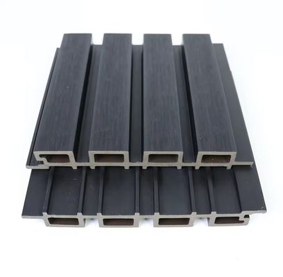 Kunststoffholzverbundene Fassadenplatten, angepasste Länge 159 mm x 23 mm x angepasste Länge