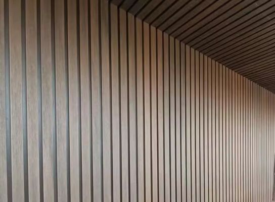 Moderner Design-Stil Innenraum Holz-Kunststoff-Verbundboden für Bildungseinrichtungen
